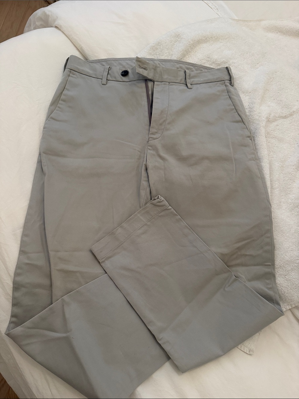 Uniqlo Men's Chinos - Light Gray